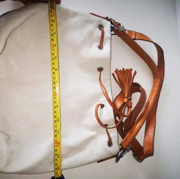 Vintage Roots leather crossbody bag - Picture 12 of 14